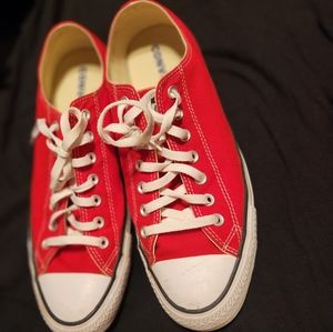 Converse - Chuck Taylor All Star. Size 11.5 Color - Red